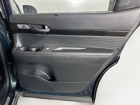 Used 2023 Hyundai Palisade Calligraphy w/ Cargo Package image 33