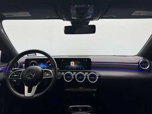 Certified 2022 Mercedes-Benz CLA 250 image 6