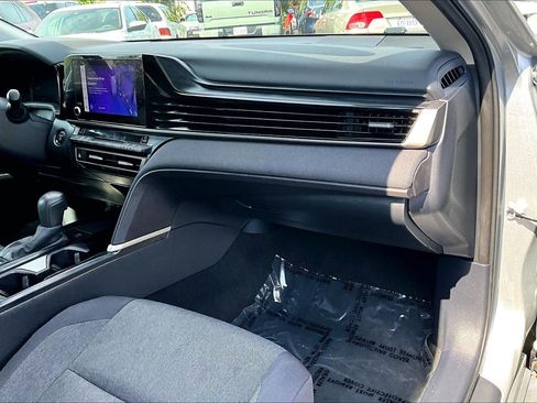 Used 2025 Toyota Camry LE FWD image 15
