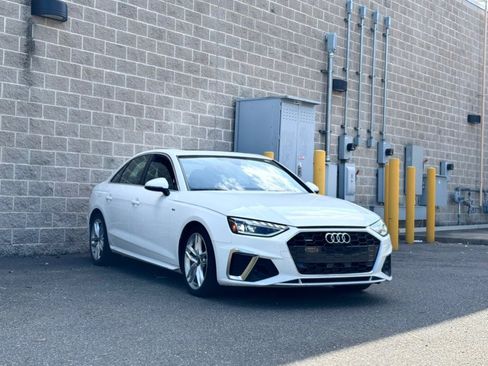 Used 2022 Audi A4 2.0T Premium Plus w/ Premium Plus Package AWD/4WD image 3