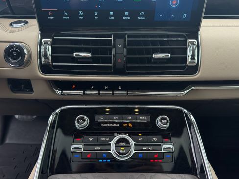 Used 2024 Lincoln Navigator L Reserve image 49