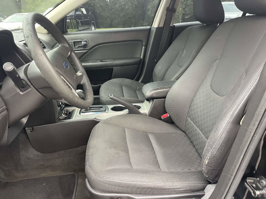 Used 2010 Ford Fusion SE FWD image 13