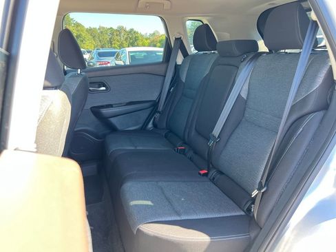 Certified 2023 Nissan Rogue SV image 29