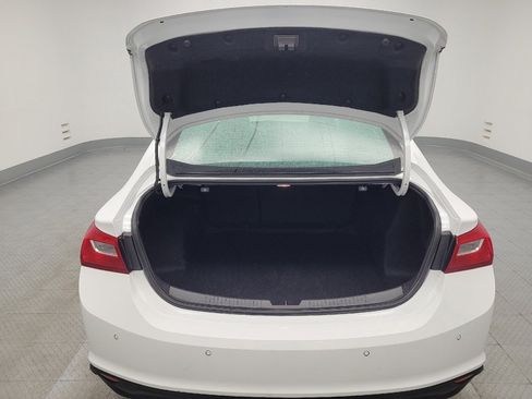 Used 2024 Chevrolet Malibu LT image 29