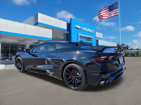 Used 2025 Chevrolet Corvette Stingray Convertible w/ 1LT image 8