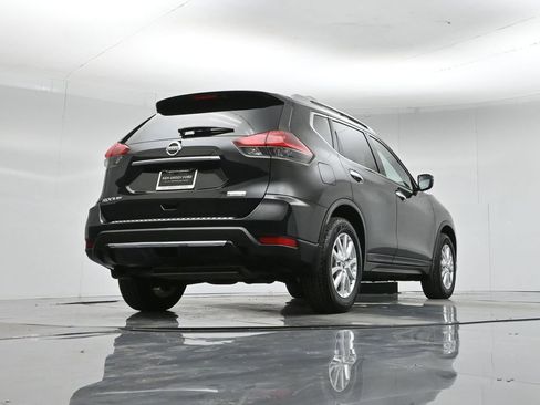 Used 2019 Nissan Rogue S w/ Special Edition Package image 46