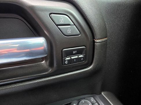 Used 2021 GMC Sierra 1500 AT4 w/ AT4 Preferred Package AWD/4WD image 22