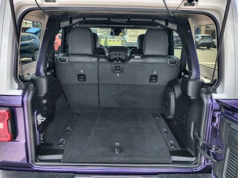 New 2026 Jeep Wrangler Unlimited Rubicon AWD/4WD image 13