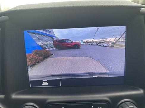 Used 2022 GMC Terrain AT4 image 31