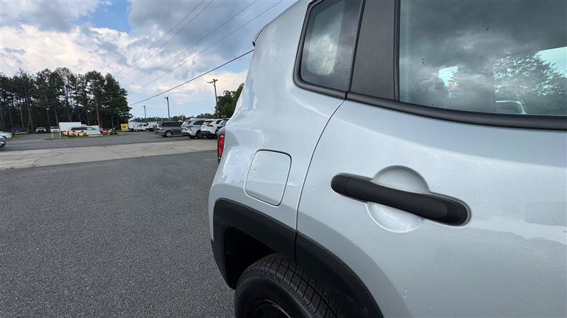 Used 2021 Jeep Renegade Sport AWD/4WD image 21