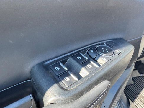 Used 2025 Ford Ranger Raptor image 17