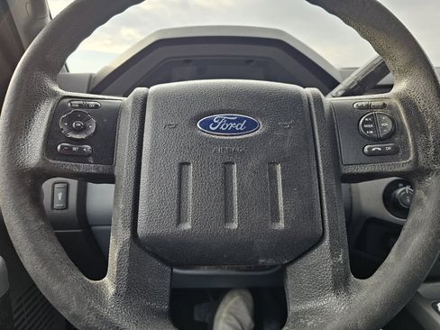 Used 2016 Ford F250 XLT w/ XLT Premium Package image 8