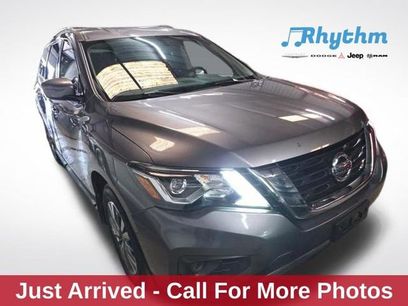 Used 2020 Nissan Pathfinder S