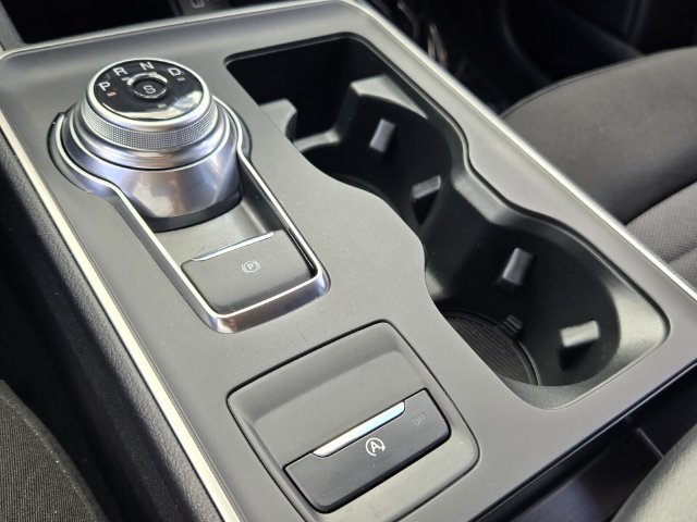 Used 2024 Ford Edge SE w/ Black Appearance Package AWD/4WD image 21