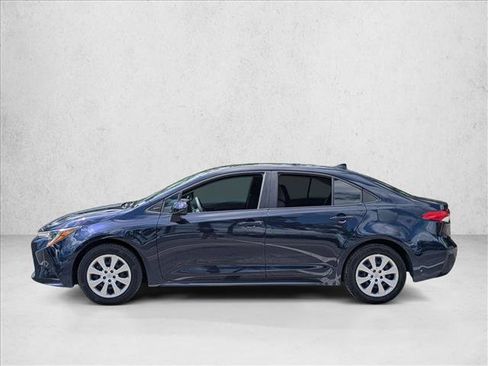 Used 2022 Toyota Corolla LE FWD image 8