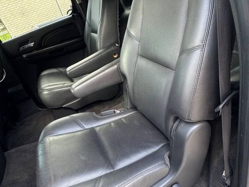 Used 2012 GMC Yukon XL Denali AWD/4WD image 12
