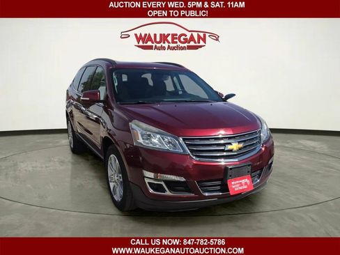 Used 2015 Chevrolet Traverse LT w/ Style and Technology Package AWD/4WD image 3