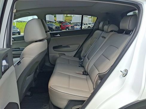 Used 2017 Kia Sportage EX w/ EX Premium Package FWD image 10