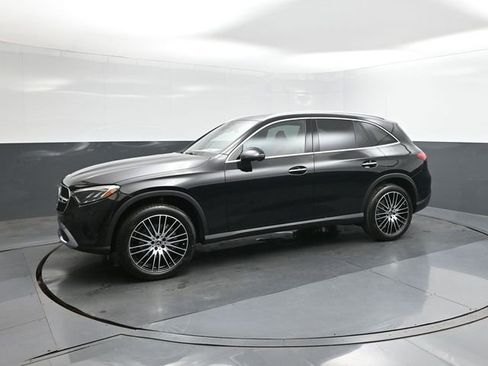 New 2026 Mercedes-Benz GLC 300 image 34
