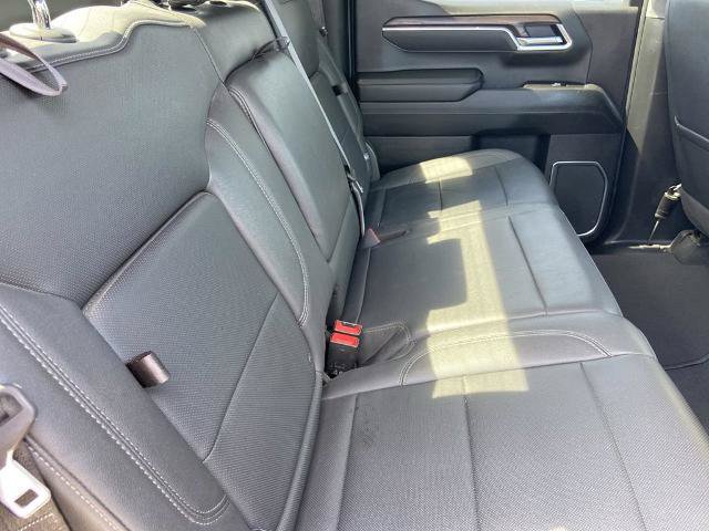 Used 2025 GMC Sierra 1500 SLT AWD/4WD image 22