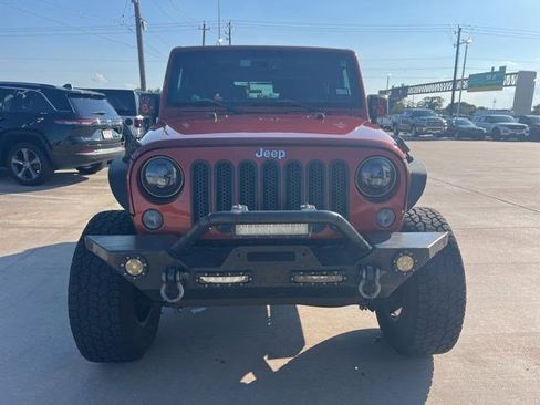 Used 2014 Jeep Wrangler Sport w/ Quick Order Package 24S AWD/4WD image 2
