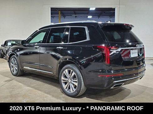 Used 2020 Cadillac XT6 Premium Luxury w/ LPO, Floor Liner Package FWD image 11