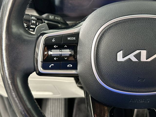 Used 2023 Kia Sorento SX Prestige w/ Panoramic Sunroof Package AWD/4WD image 25