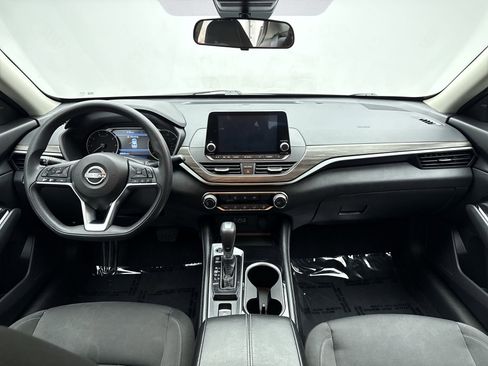 Used 2023 Nissan Altima 2.5 SV AWD/4WD image 14