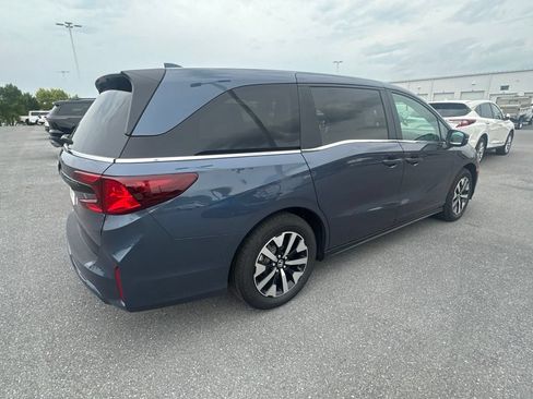 Used 2026 Honda Odyssey EX-L image 3