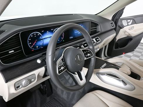 Used 2020 Mercedes-Benz GLE 350 4MATIC image 6