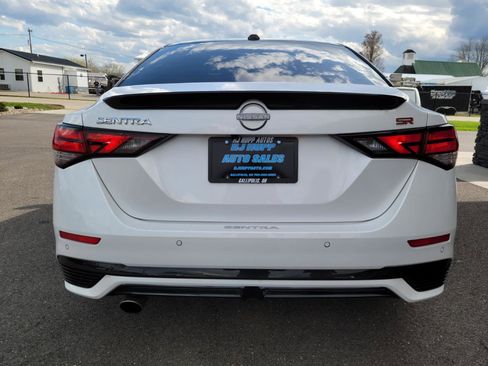 Used 2024 Nissan Sentra SR w/ SR Premium Package image 5
