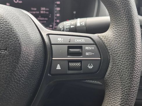 Used 2025 Honda Accord LX image 14