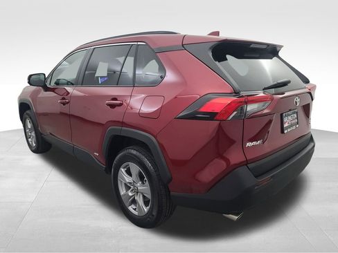 Used 2025 Toyota RAV4 XLE image 7