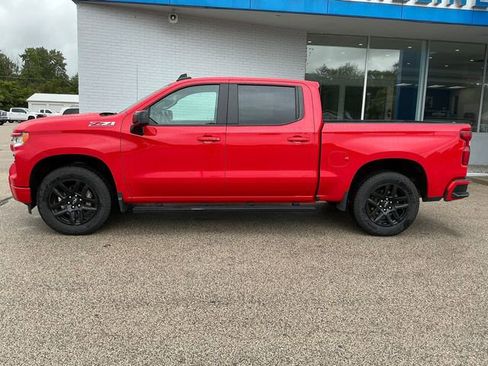 Used 2022 Chevrolet Silverado 1500 RST w/ Z71 Off-Road Package image 2