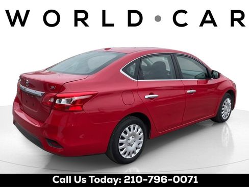 Used 2017 Nissan Sentra SV image 3