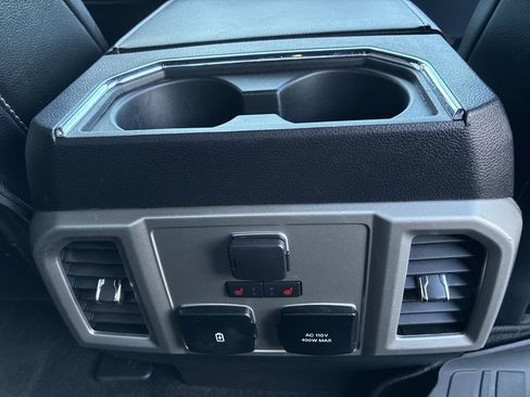 Used 2020 Ford F150 Lariat w/ Equipment Group 502A Luxury image 23