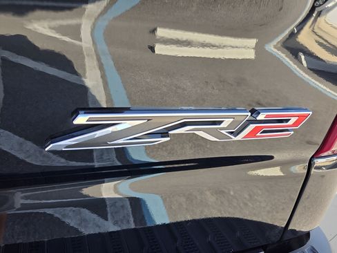 Certified 2026 Chevrolet Silverado 1500 ZR2 AWD/4WD image 36