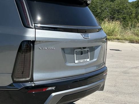 New 2026 Cadillac Vistiq Sport image 5