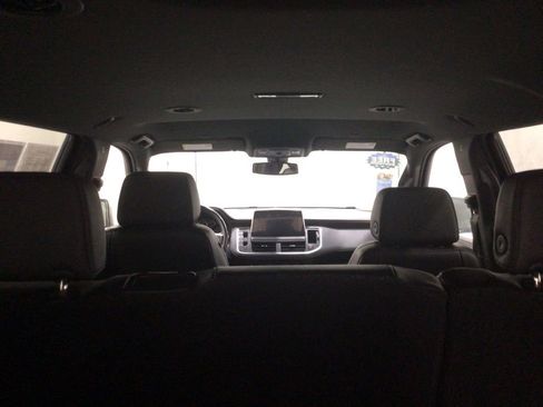 Used 2021 Chevrolet Tahoe Z71 image 36