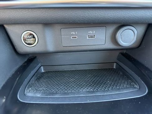 Used 2023 Nissan Rogue SV w/ SV Premium B Package image 27