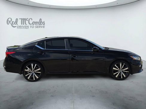 Used 2019 Nissan Altima 2.5 SR FWD image 6