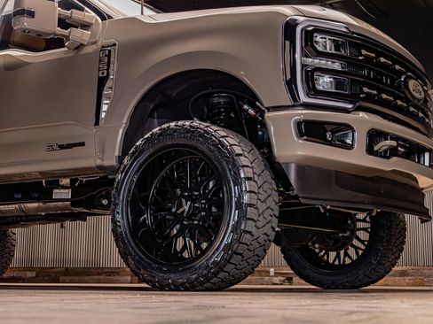 Used 2026 Ford F350 Lariat image 14