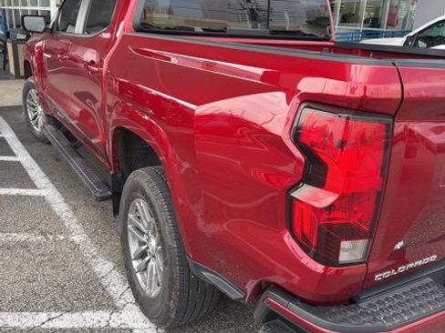 Used 2023 Chevrolet Colorado LT w/ LT Convenience Package image 3