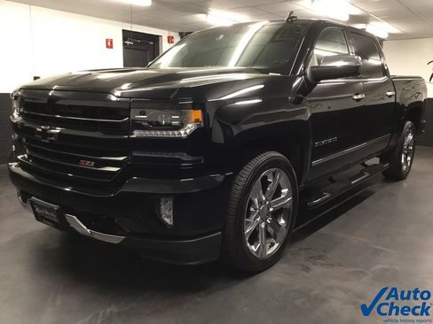 Used 2018 Chevrolet Silverado 1500 LTZ Z71 w/ LTZ Plus Package AWD/4WD image 5