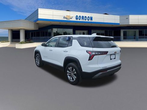 Used 2025 Chevrolet Equinox LT FWD image 3