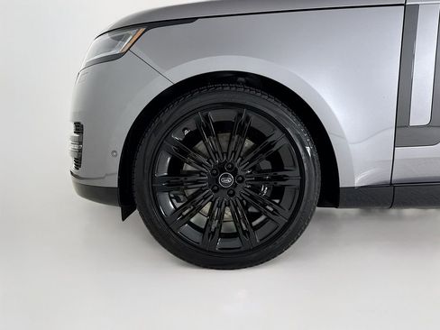 Used 2024 Land Rover Range Rover SE image 27