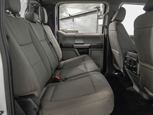 Used 2022 Ford F250 XLT w/ Black Appearance Package AWD/4WD image 34