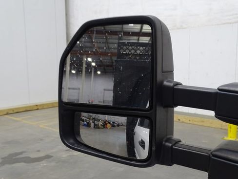 Used 2018 Ford F550 2WD Crew Cab Super Duty image 22