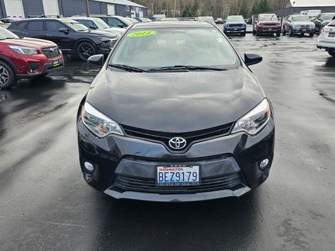 Used 2014 Toyota Corolla LE image 2