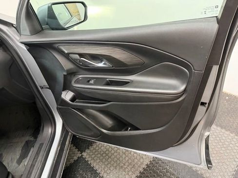 Used 2023 GMC Terrain SLE w/ Driver Convenience Package FWD image 39